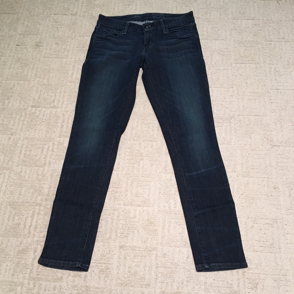 Levi’s Demi Curve jeans